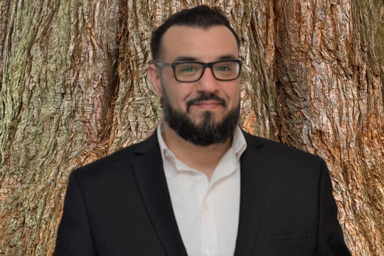 Alan Mikhail